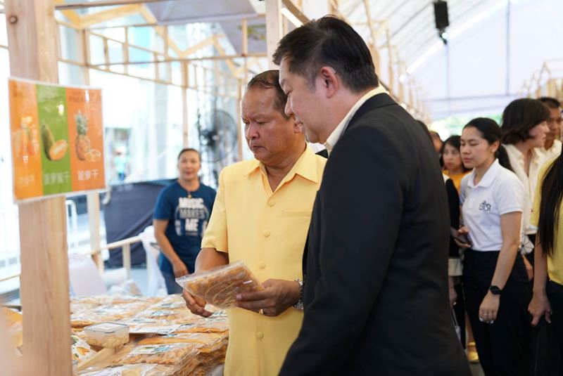 ท็อปส์ จัดบิ๊กอีเว้นเสิร์ฟบุฟเฟ่ต์ทุเรียนกลางกรุง “The Original Thailand’s Amazing Durian and Fruit Fest 2019” ต้นตำรับเทศกาลบุฟเฟ่ต์ทุเรียนและสุดยอดผลไม้ไทยที่ใหญ่ที่สุดในประเทศไทย