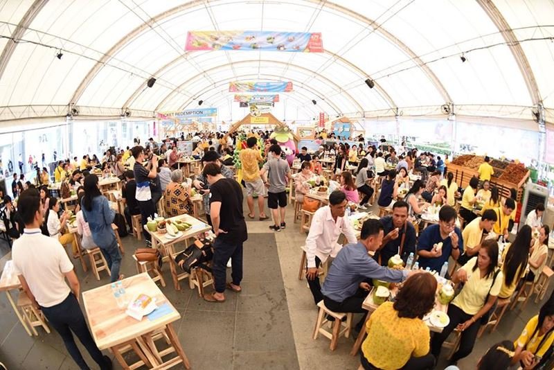 ท็อปส์ จัดบิ๊กอีเว้นเสิร์ฟบุฟเฟ่ต์ทุเรียนกลางกรุง “The Original Thailand’s Amazing Durian and Fruit Fest 2019” ต้นตำรับเทศกาลบุฟเฟ่ต์ทุเรียนและสุดยอดผลไม้ไทยที่ใหญ่ที่สุดในประเทศไทย