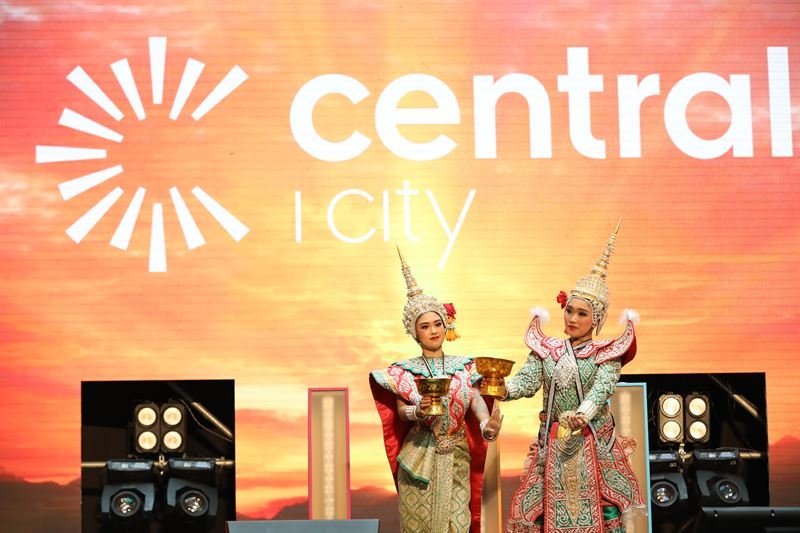 CPN celebrates the success of its first full-scaled Thai shopping center aboard in Malaysia