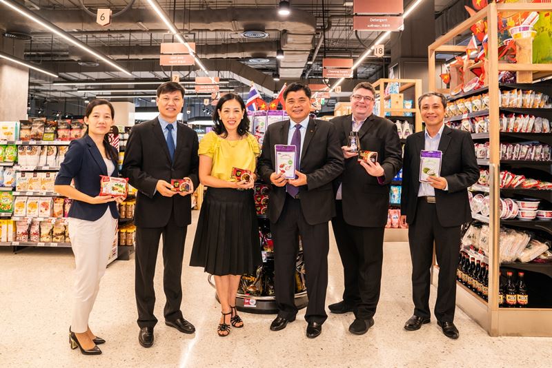 Central Group Welcomed the Delegations of Ministry of Agriculture and Rural Development of Vietnam (MARD) at centralwOrld and Central Food Hall