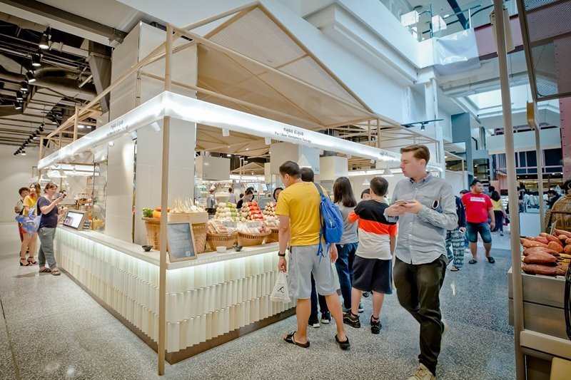 foodwOrld at centralwOrld, a food center under the management of CPN, was granted the Asia’s first LEED Platinum award for Commercial Interior Retail