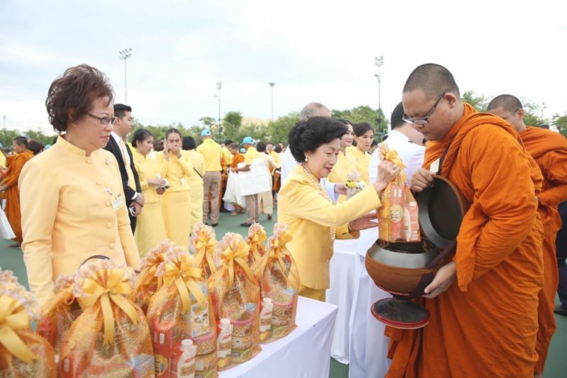 กลุ่มเซ็นทรัล เชิญชมนิทรรศการเฉลิมพระเกียรติ ชุด “เฉลิมพระชนม์ฉลองชัย”