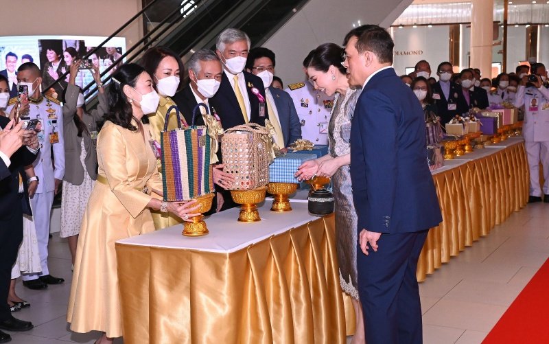 งานโครงการหลวง 54 “ไออุ่นจากขุนเขา เรื่องเล่าสู่ใจกลางเมือง” 4-14 สิงหาคม 2566 ณ ศูนย์การค้าเซ็นทรัลเวิลด์