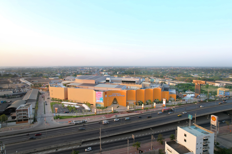 ‘Central Nakhon Pathom’ celebrates its official grand opening, acclaiming as the province’s new landmark and the first mixed-use project to help spur tourism, elevating it to be the gateway to the western region